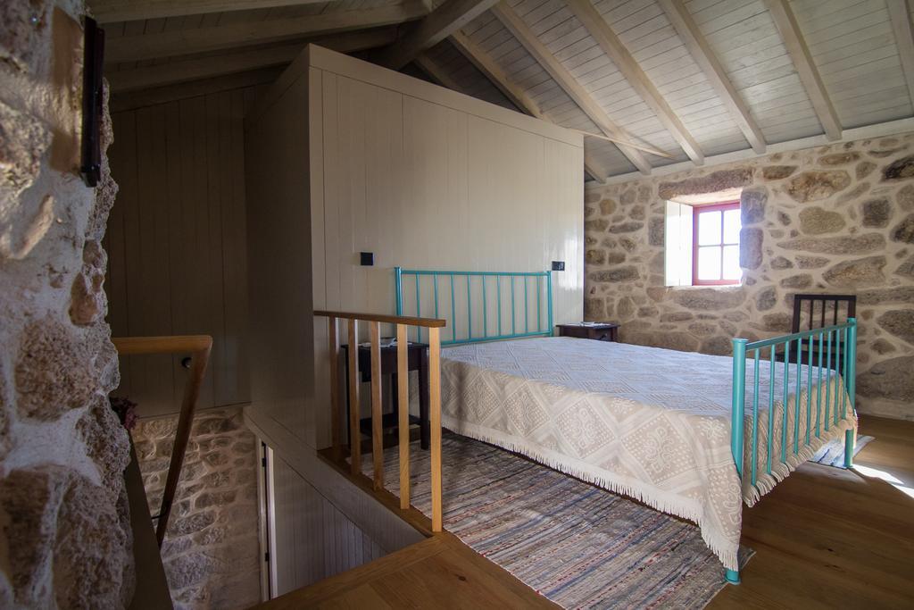 Casas Dos Avos Guest House วาลดิกัมบรา ห้อง รูปภาพ