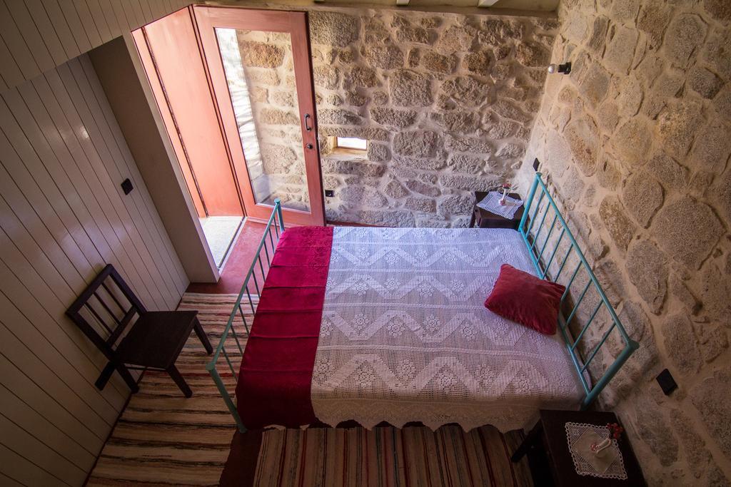 Casas Dos Avos Guest House วาลดิกัมบรา ห้อง รูปภาพ