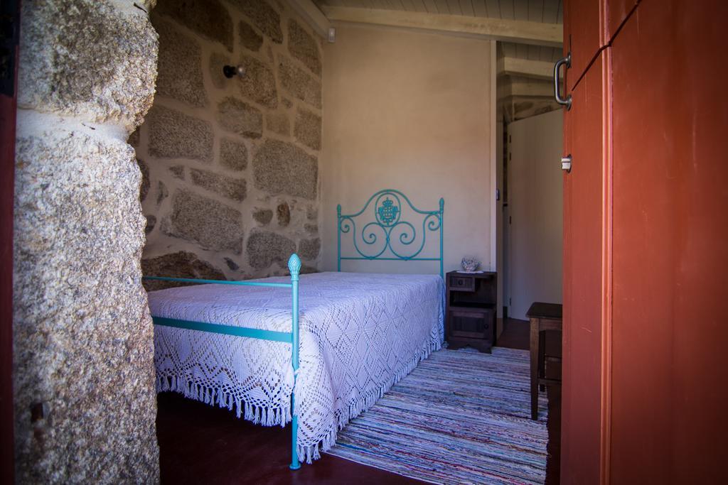 Casas Dos Avos Guest House วาลดิกัมบรา ห้อง รูปภาพ