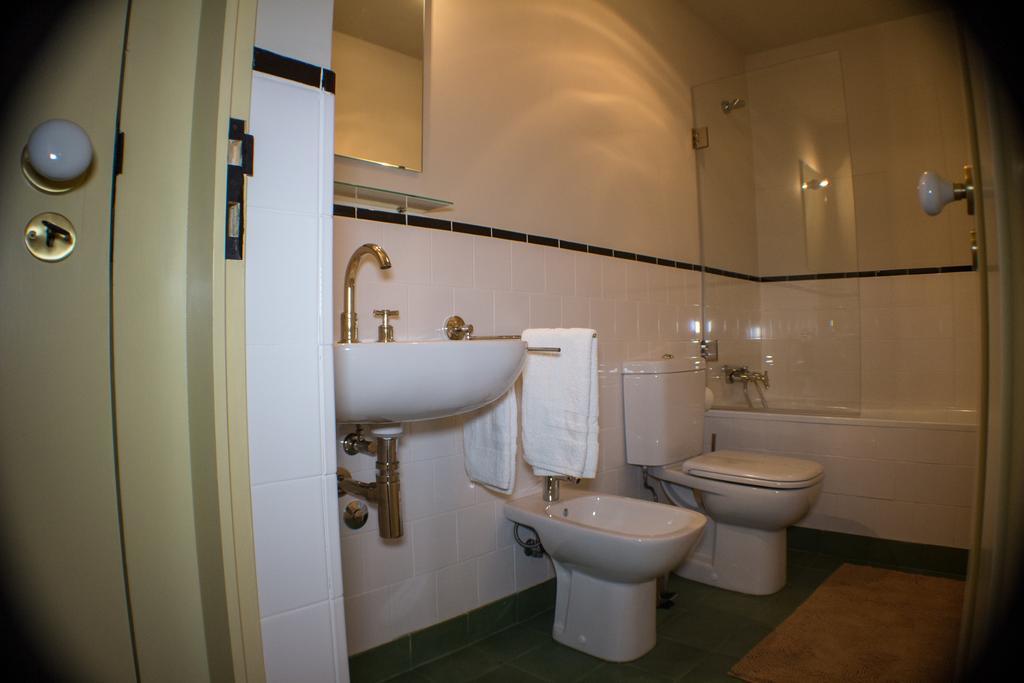 Casas Dos Avos Guest House วาลดิกัมบรา ห้อง รูปภาพ