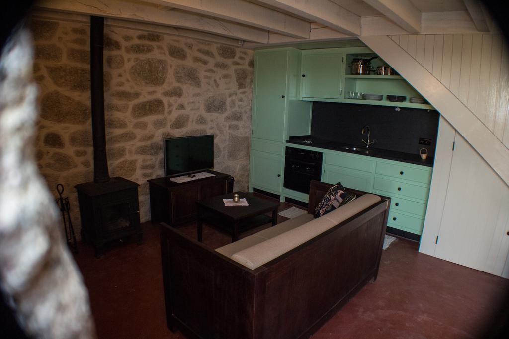 Casas Dos Avos Guest House วาลดิกัมบรา ห้อง รูปภาพ