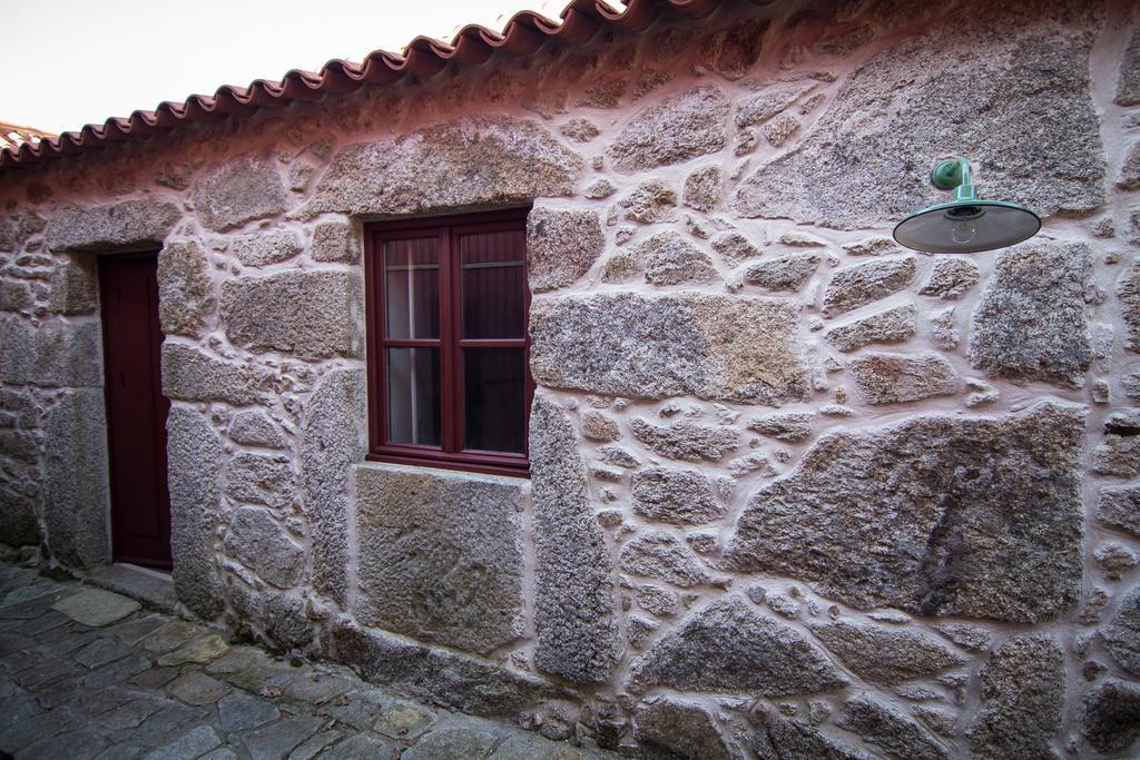 Casas Dos Avos Guest House วาลดิกัมบรา ห้อง รูปภาพ